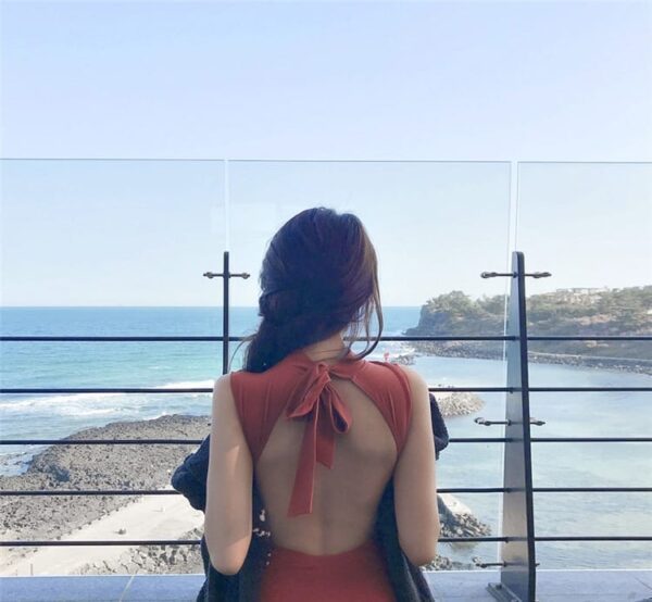 Mina_Swimsuit_韓版保守連體露背泳衣_Mina_Closet