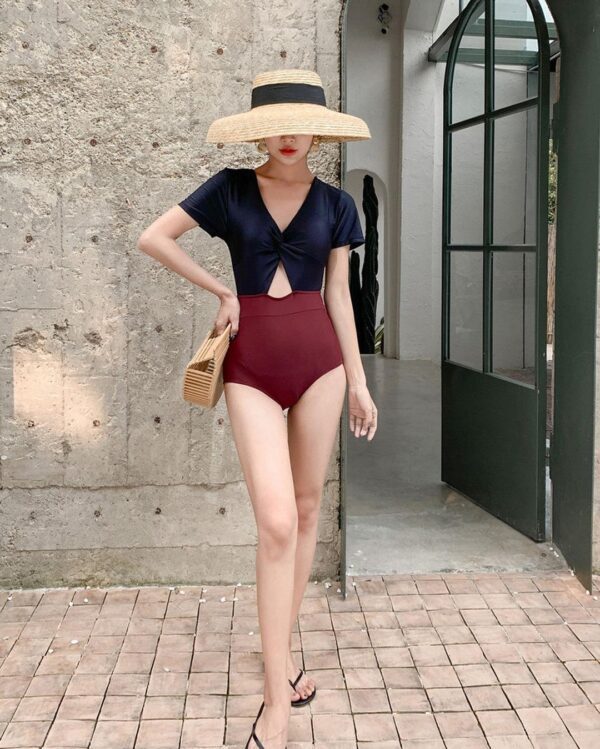 Mina_Swimsuit_短袖超显瘦露背撞色连身泳衣_Mina_Closet
